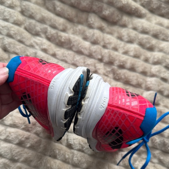 Brooks  Launch 3  women’s - Picture 5 of 5